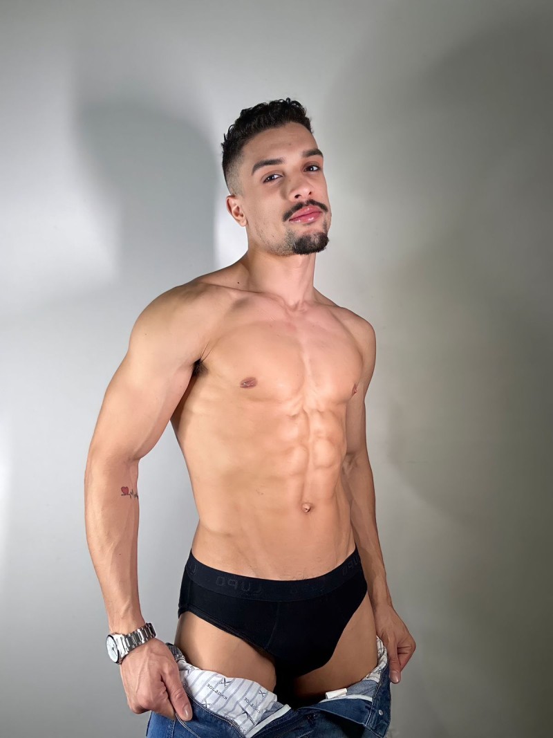 Renato Moura - Acompanhante Masculino - GAROTOS.com.br